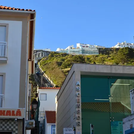 Porta 4 - Pé Na Areia *
