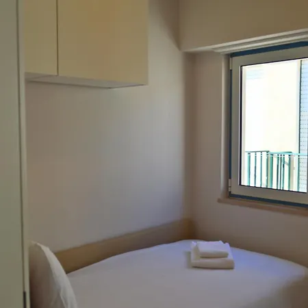 Porta 4 - Pé Na Areia Hébergement de vacances Nazaré